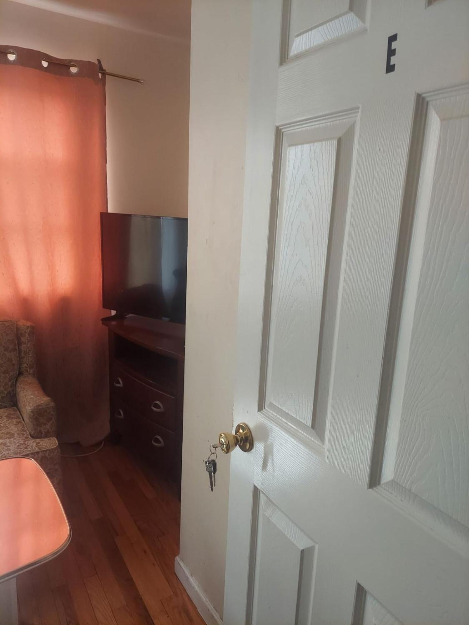 Crystal Room 1 Guest House Near 12Mins To Ewr Airport / Prudential / Njit / Penn Station 뉴어크 외부 사진